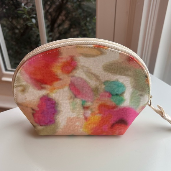 Kate Spade cosmetic pouch - Picture 2 of 6